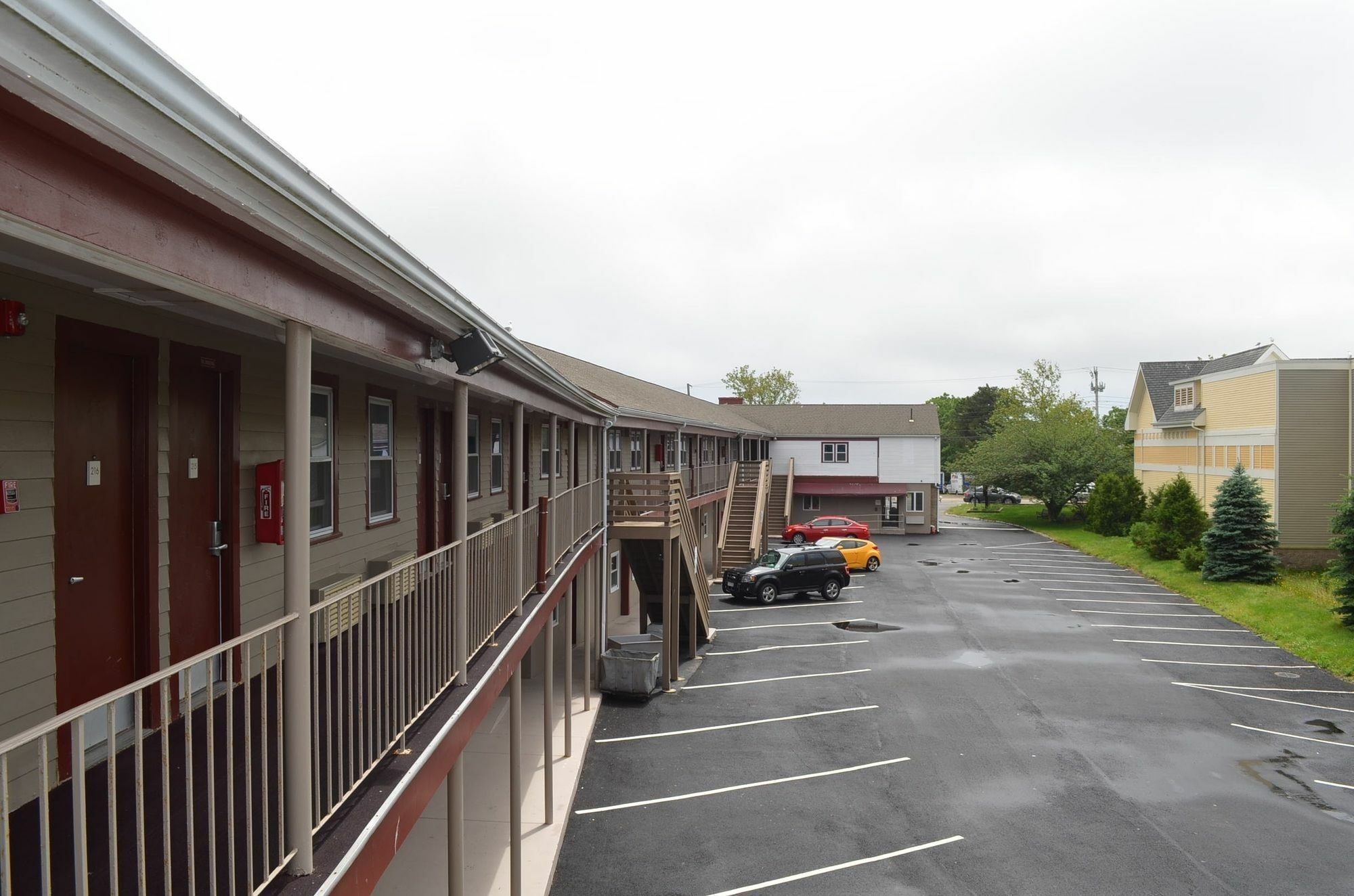 Hyannis Host Inn Εξωτερικό φωτογραφία